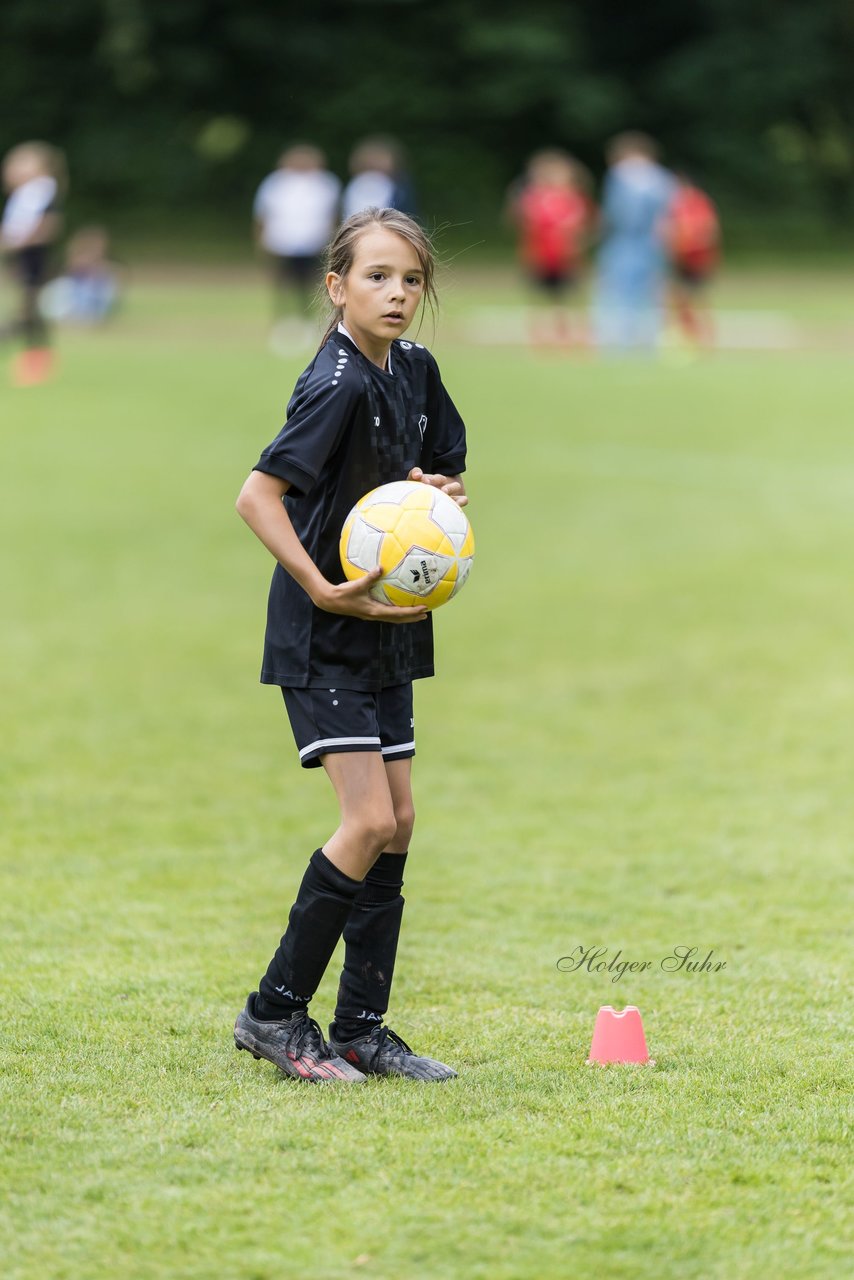 Bild 745 - Loewinnen Cup